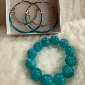 Turquoise Bead Stretch Bracelet and Hoop Earrings Set - Women Jewelry
